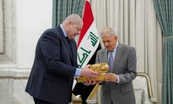 رئيس الجمهورية يتسلّم دعوة رسمية من الرئيس المصري لحضور حفل افتتاح المتحف المصري الكبير.